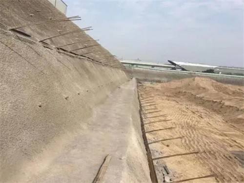 故城河道边坡加固